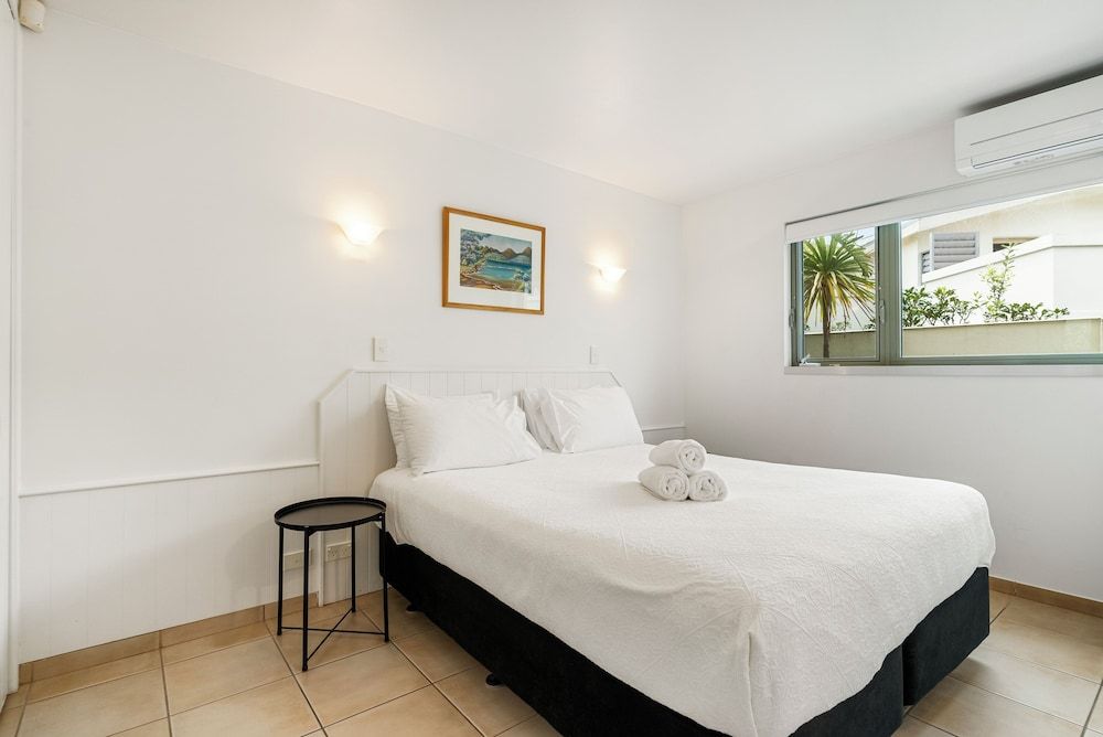 Garden View Oceanfront - Downstairs Two Bedroom Apartment