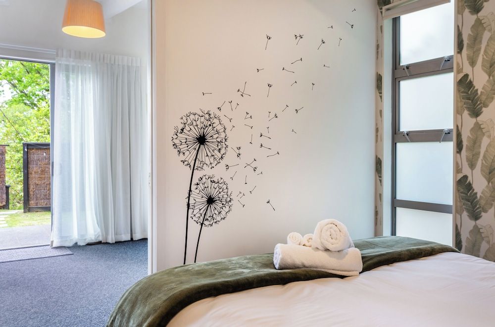 The Grove Turangi Superior House, Balcony, Mountain View