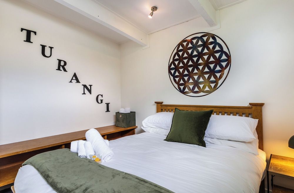 The Grove Turangi Superior House, Balcony, Mountain View 3