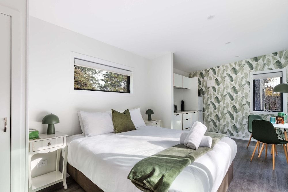 The Grove Turangi Classic Studio, Non Smoking 3