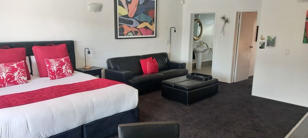 Orewa Beachcomber Family Apartment 4