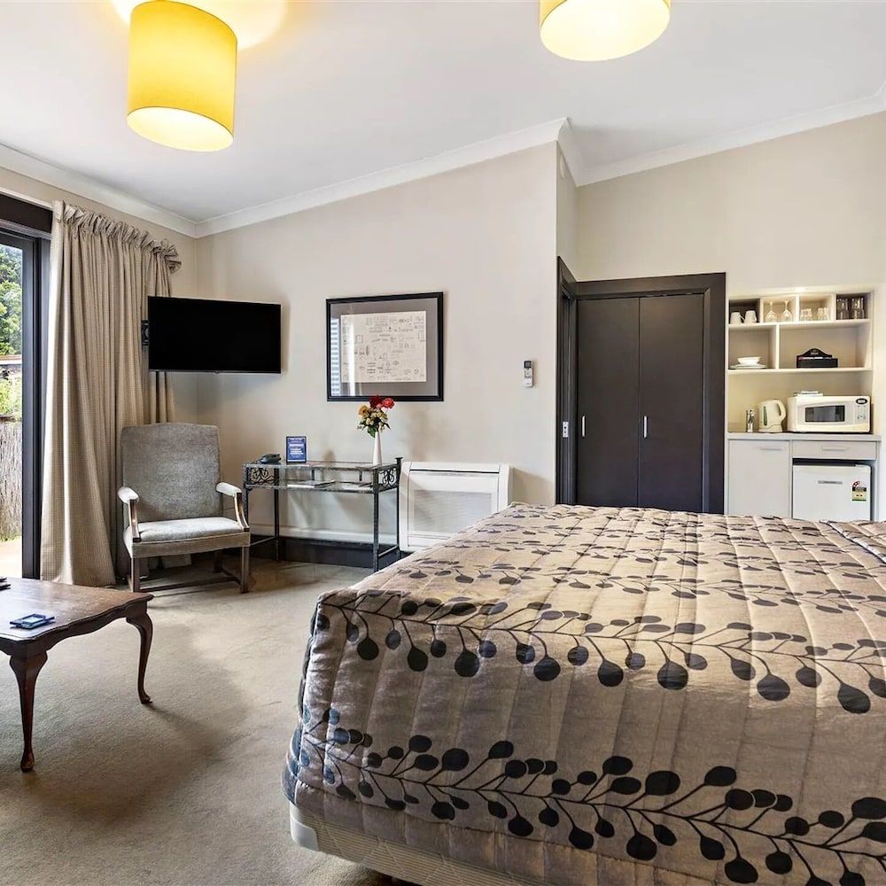 Royal Single Room