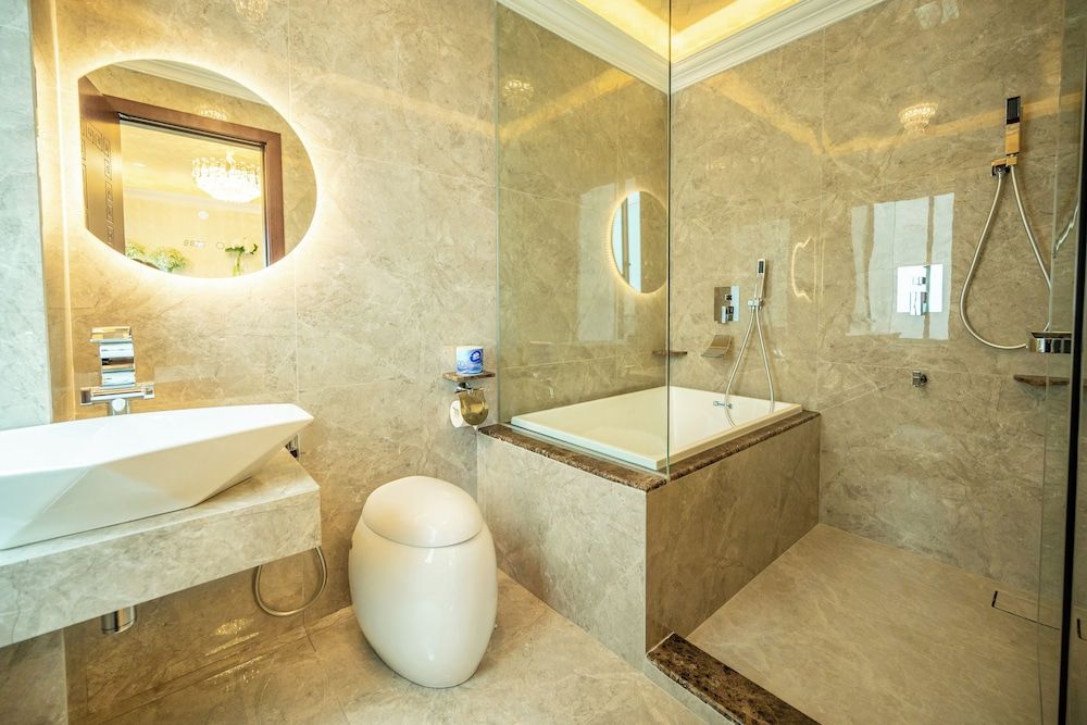 Ritz Residence @ Imago Mall Loft B Standard Double Room 9