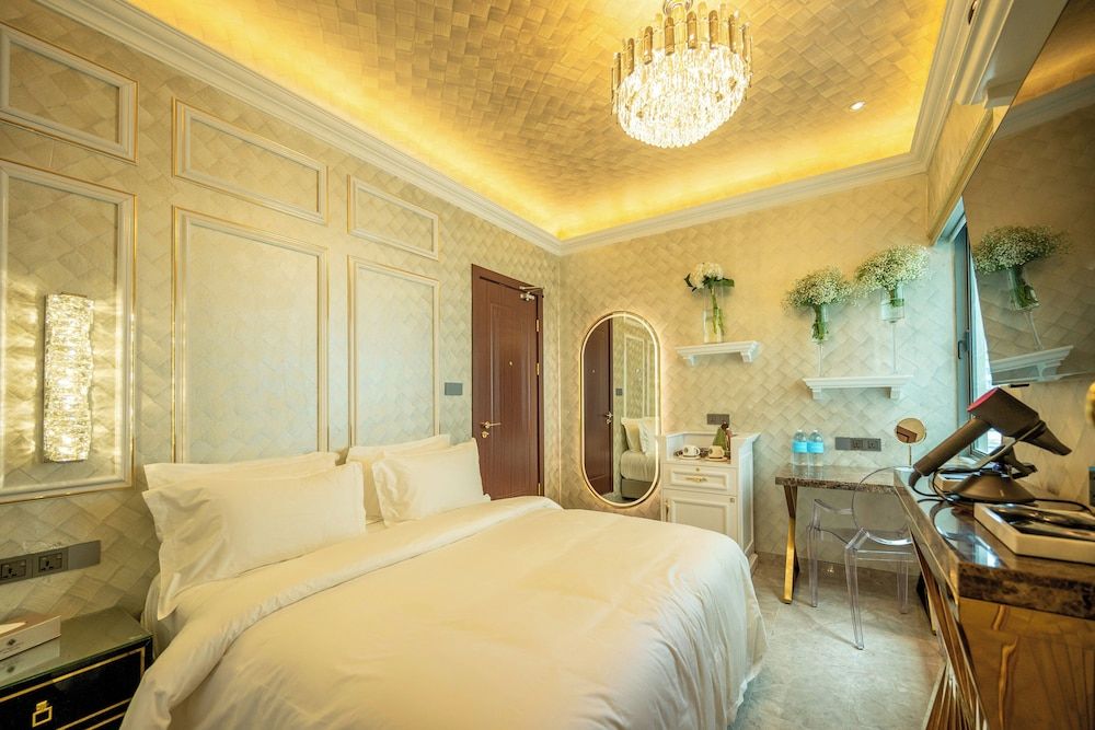 Ritz Residence @ Imago Mall Loft B Standard Double Room