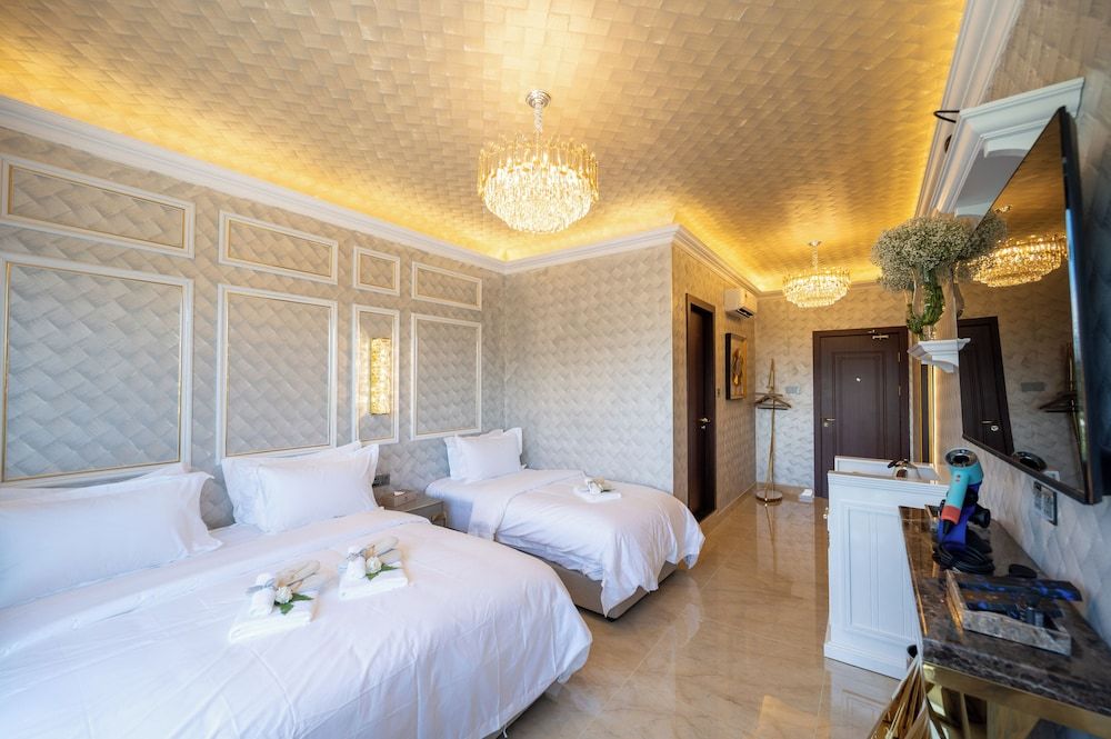 Ritz Residence @ Imago Mall Loft B Family Room 4