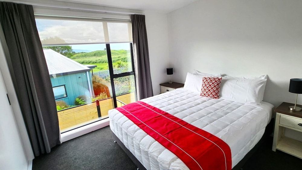 U Suites on Trieste Way Signature Townhome 14