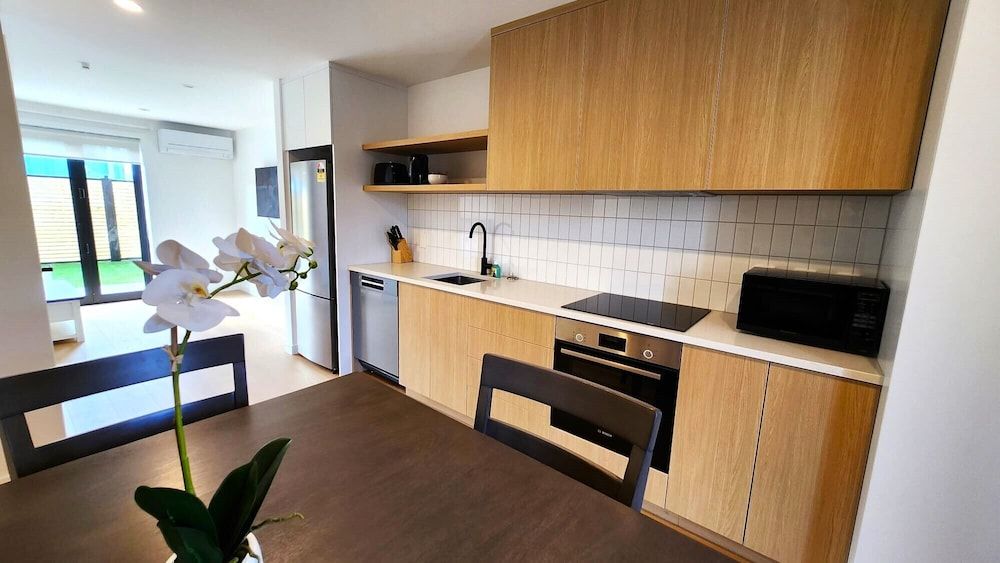 U Suites on Trieste Way Signature Townhome 28