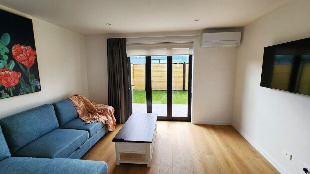 U Suites on Trieste Way Signature Townhome 18