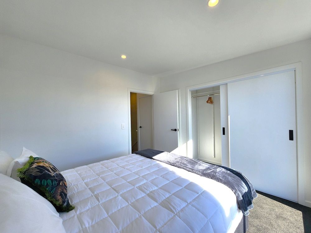 U Suites on Trieste Way Signature Townhome 9