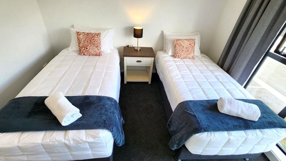 U Suites on Trieste Way Signature Townhome 10