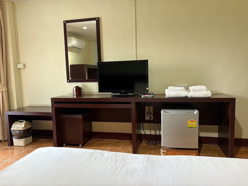 Cabbages & Condoms Hotel Ratchaburi Deluxe Double Room, Balcony, Garden View 23