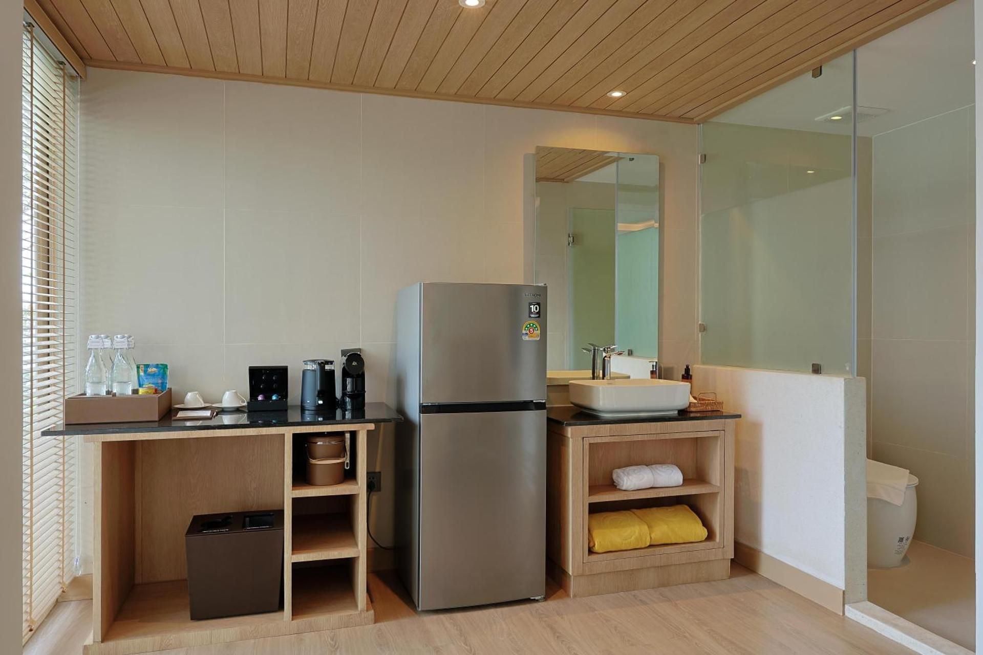 Large Single Room