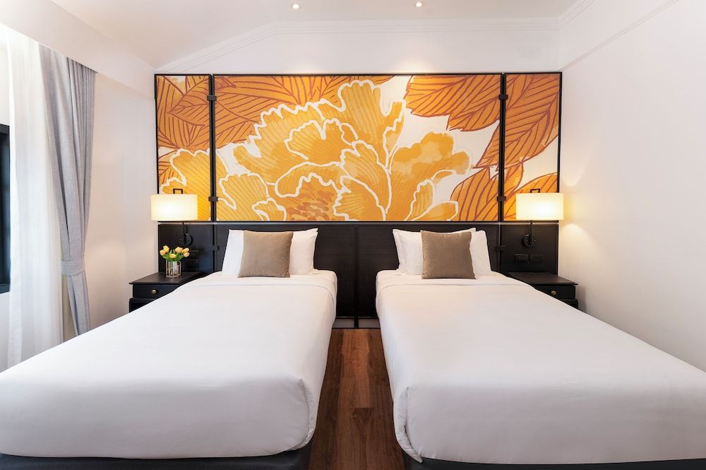 Indochina Hotel Deluxe Room (Double or Twin) 2