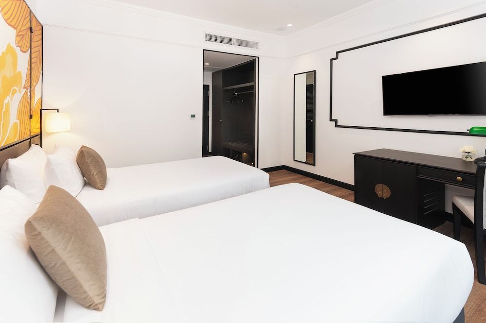 Indochina Hotel Deluxe Room (Double or Twin)