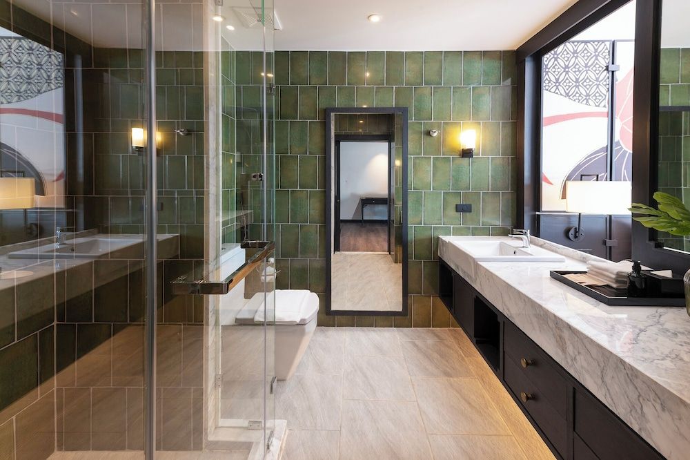 Indochina Hotel Family Suite Room (Double or Twin) 8