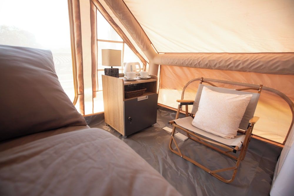 Darad Valley Signature Tent, Hill View 12