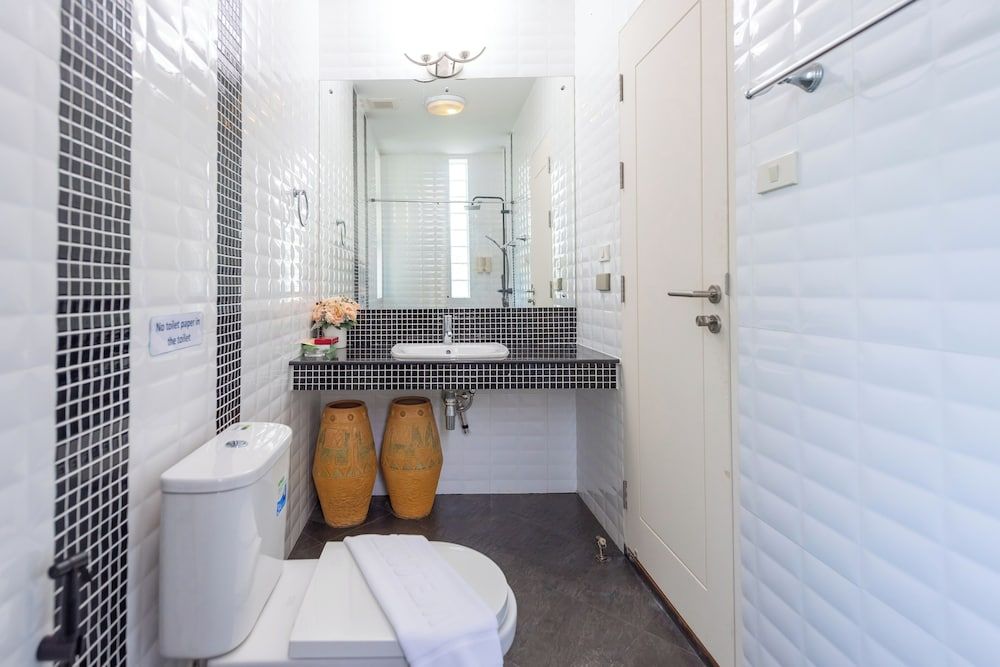 Private Pool Villa Chalong Villa, 2 Bedrooms, Garden View 3