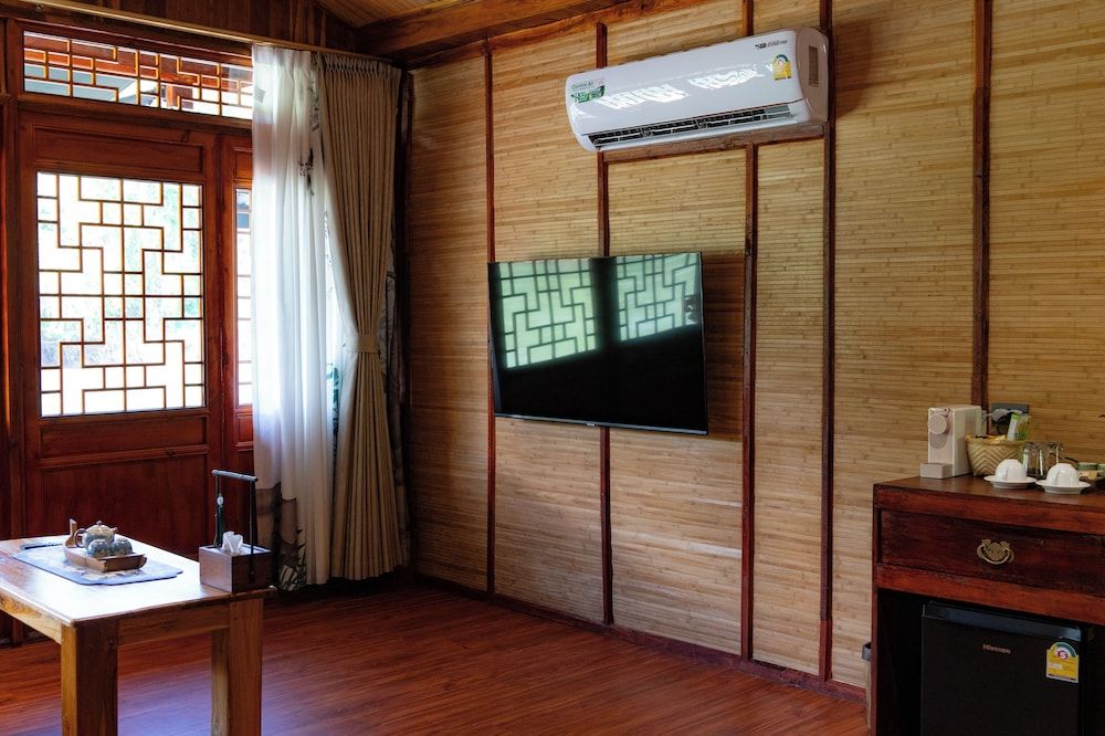 Long Chuan River Kwai Comfort Double Room, River View 6