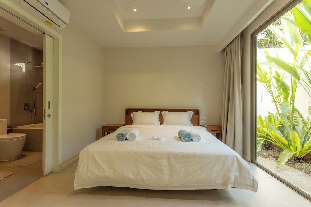 Famous 5 Trichada Resort  4-Bedroom V164