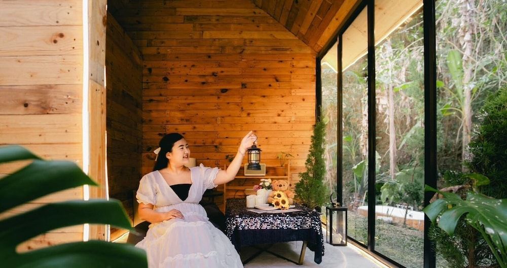 LOUVREFER The Moon 3