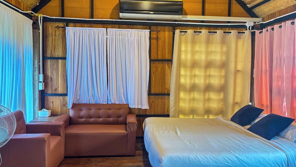 Deetorjai FarmStay Nan Family Room, Multiple Beds, Hill View 10