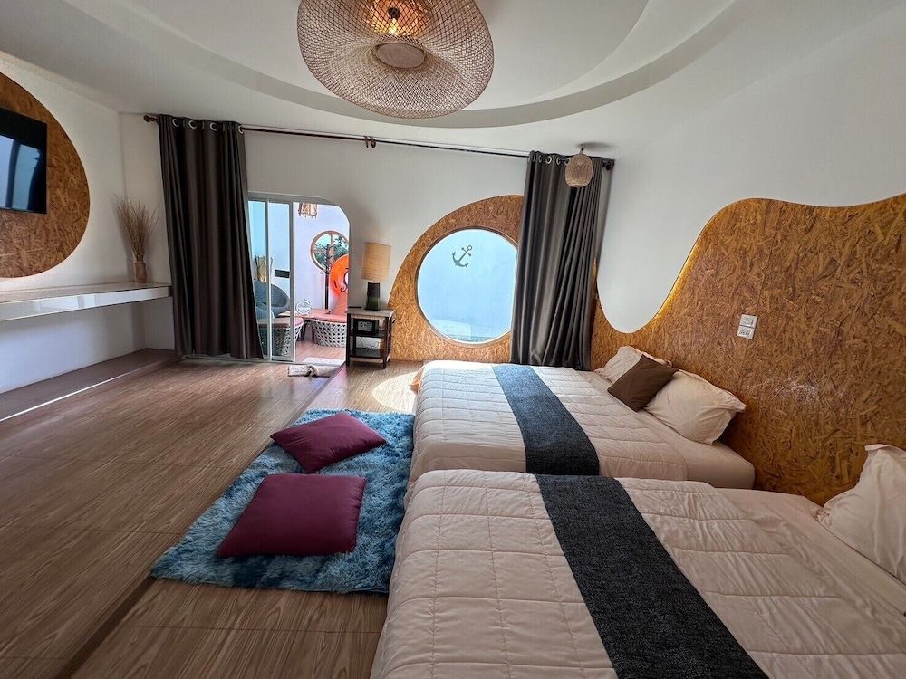 Lala Villa Kohlarn Superior Room, Private Pool, Pool View 6