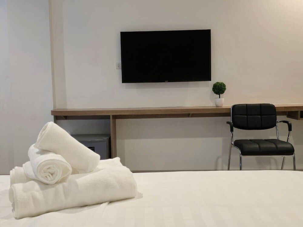 Manee Mantra Hotel Kanchanaburi Superior Double Room 4