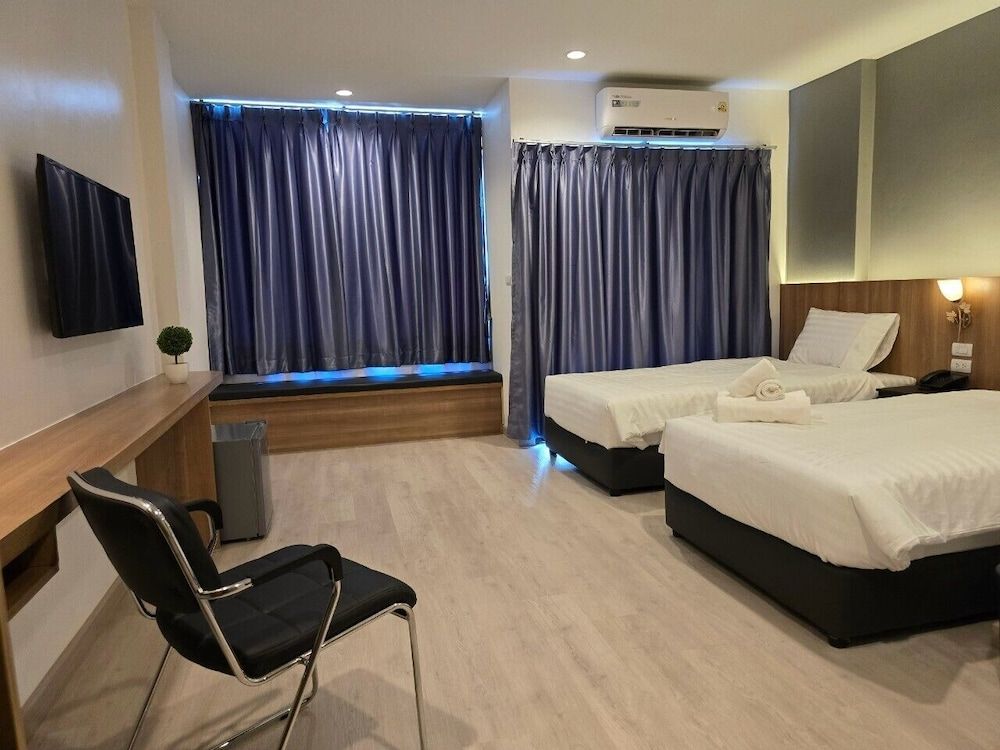 Manee Mantra Hotel Kanchanaburi Superior Twin Room 6