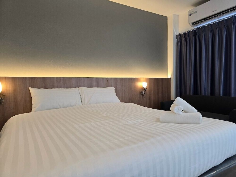 Manee Mantra Hotel Kanchanaburi Family Room 2