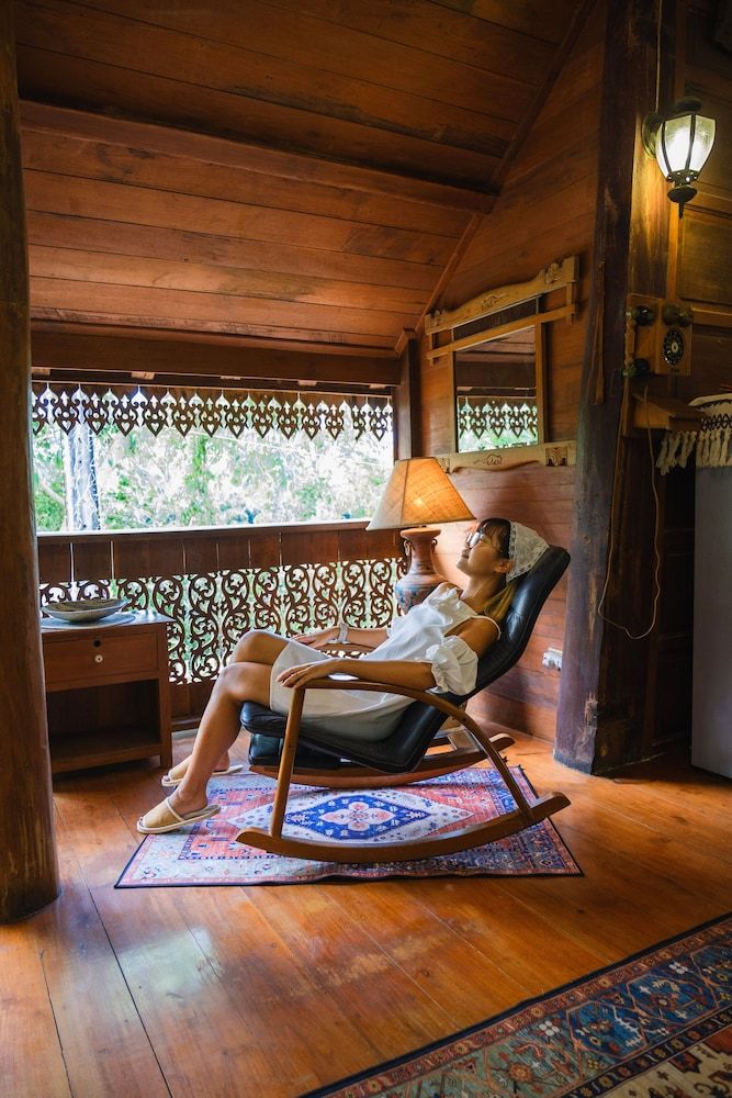 Ban MaeBo Local Stay Family Villa, Garden View 11