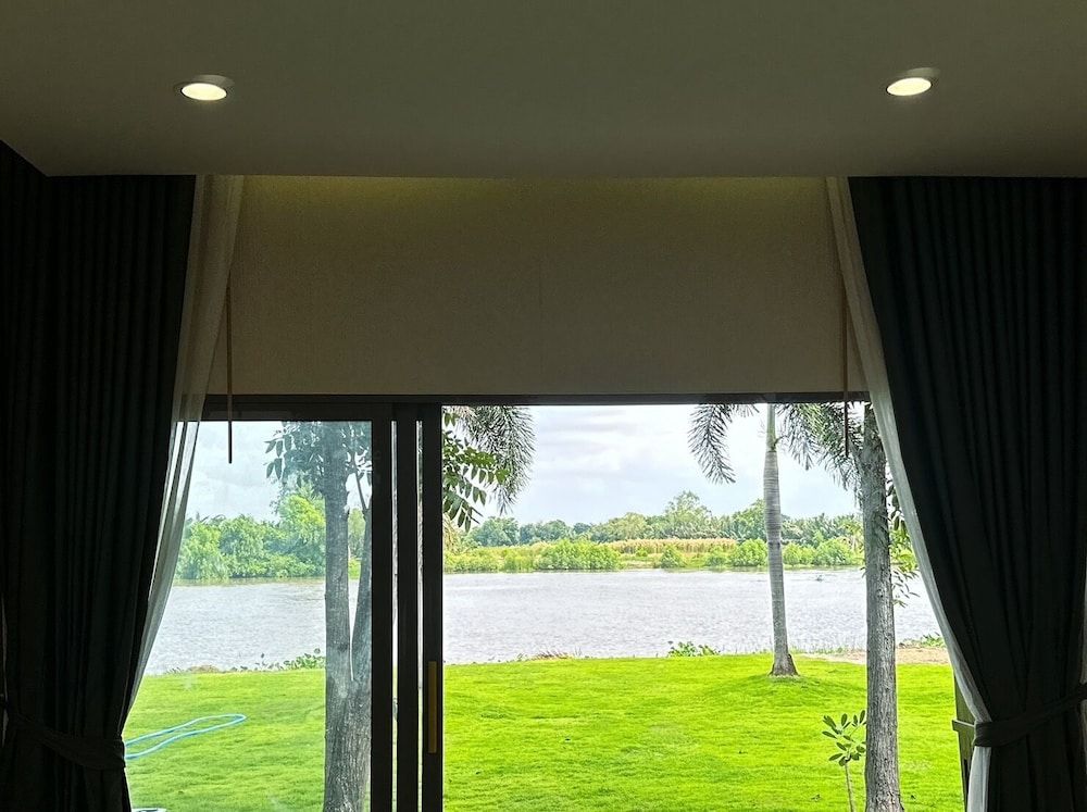 VAA Chachoengsao Deluxe River View 10