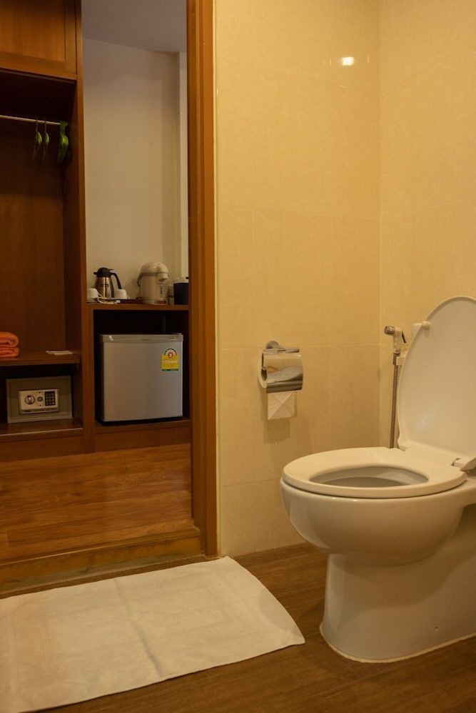 Sailom Resort Bangsaphan Superior Pavilion 4