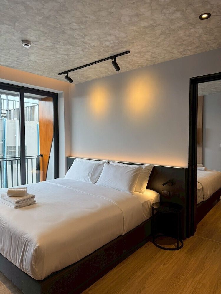 Lush Inn Phuket Family Double or Twin Room