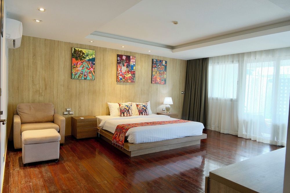 Phuket Moonlit Bay Seaview Resort&Spa Luxury Double Room, 1 King Bed, Private Pool 5