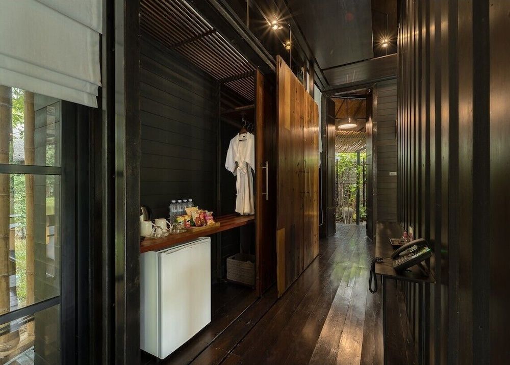 Sanctuary Kanchanaburi The Lake Jacuzzi 4