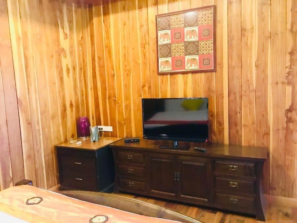 Siri Lagoona Resort Standard King Garden Villa 4