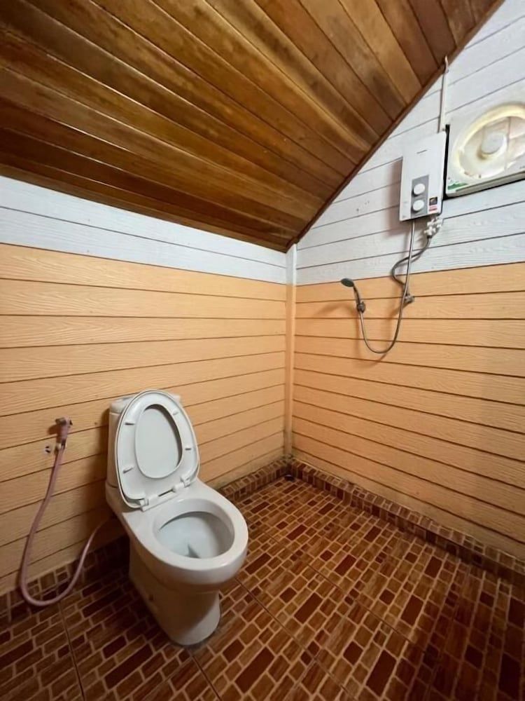 Siri Lagoona Resort Standard King Garden Villa 3