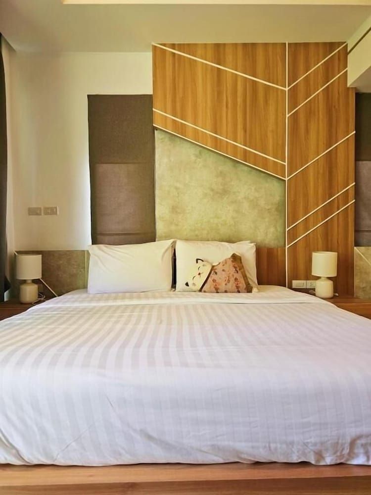 Siri Lagoona Resort Deluxe Garden Villa 2