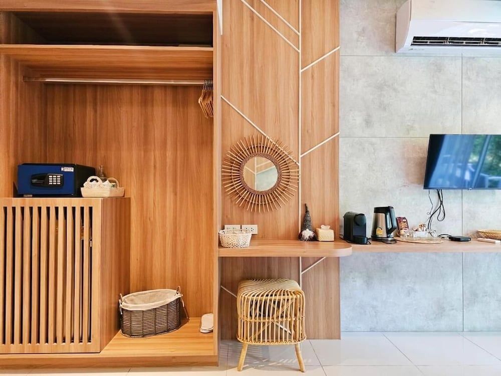 Siri Lagoona Resort Deluxe Garden Villa 8