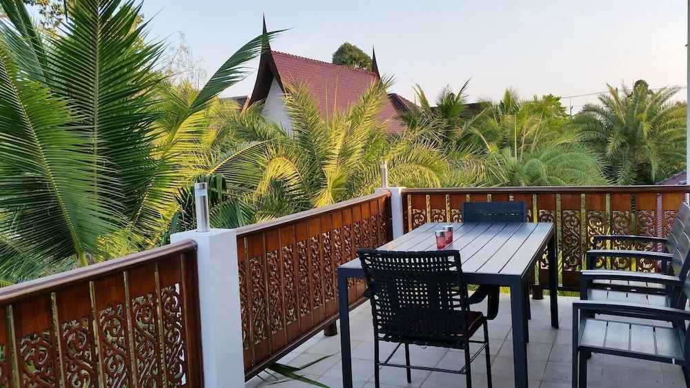 CET Resort & Rayong Padelcenter Villa, Garden View, Poolside 8