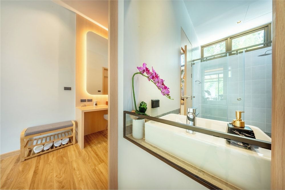 A.Z. Sunrise Resort & Fitness Club Deluxe Double Room 12