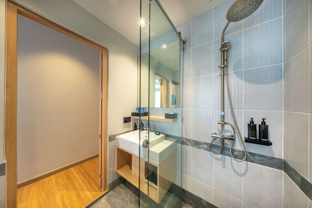 A.Z. Sunrise Resort & Fitness Club Standard Double Room 12