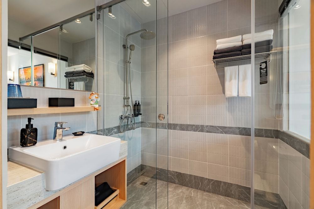 A.Z. Sunrise Resort & Fitness Club Standard Double Room 11