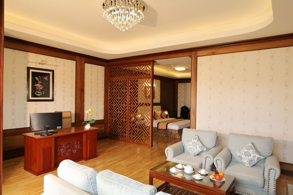 Pleiku Hotel by Gia Lai Tourist Royal Double Room 13