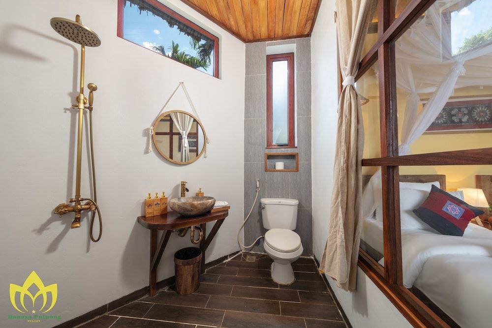 Hanasa Pu Luong Resort Deluxe Double or Twin Room 5