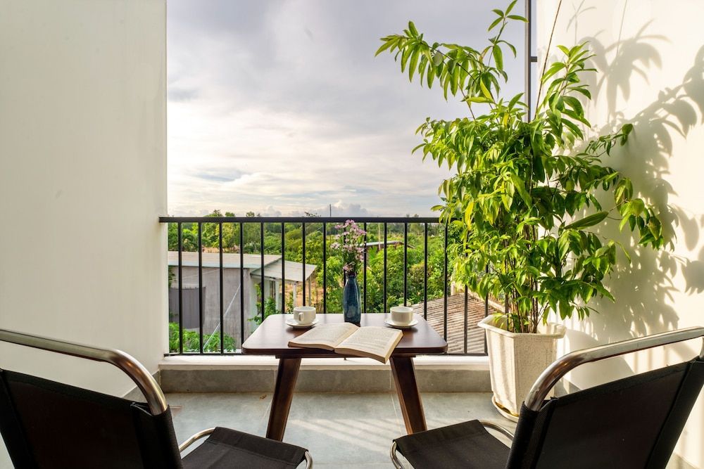 Cat Tien Villa Hoi An Deluxe Double Room, Pool View 11