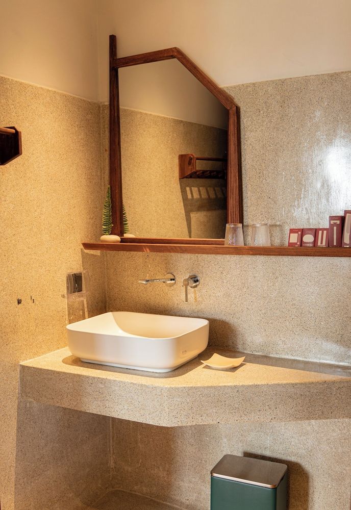 Mùa Dalat Wellness Hotel Design Triple Room, Multiple Beds, Bathtub, Garden View 7