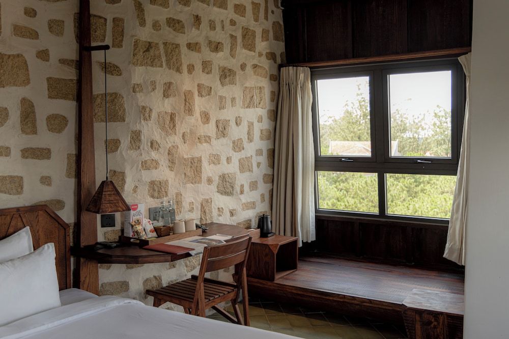 Mùa Dalat Wellness Hotel Signature Double Room, 1 King Bed, Bathtub, City View 9