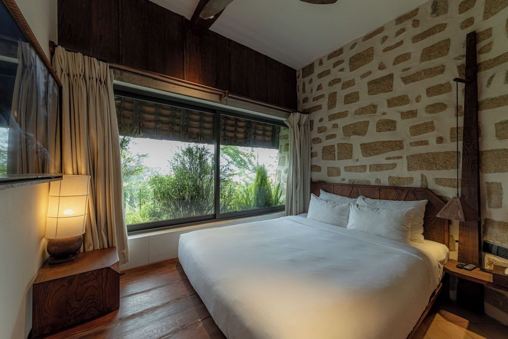 Mùa Dalat Wellness Hotel Deluxe Double Room, 1 Queen Bed, Bathtub, City View 2