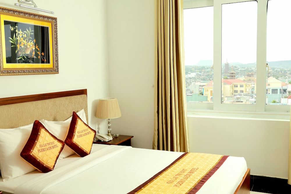 Pleiku & Em Hotel by Gia Lai Tourist Superior Double Room 2